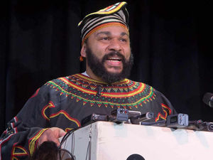 Supporting image for story: French comedian Dieudonne in Nicolas Anelka row banned from UK