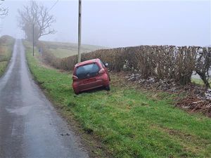 Supporting image for story: 'Suspicious' vehicle without number plates is seized in Oswestry for forensic searches