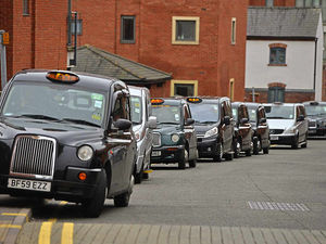 Supporting image for story: Taxi marshal brought in to beat congestion at Wolverhampton train station