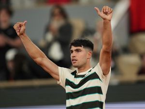 Supporting image for story: Carlos Alcaraz shows off football skills in French Open win over Fabian Marozsan