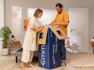 Supporting image for story: Emma Hybrid Premium Mattress down to £149 in Wowcher deal