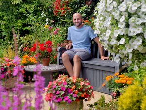 Supporting image for story: Green fingered Tom opens cottage garden for charity