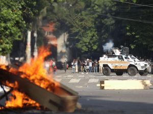 Supporting image for story: Bangladesh imposes nationwide curfew as protests over government jobs escalate
