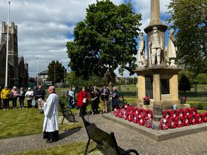 Reverend Mark Beaton led the service at Builth Wells' war memorial. Image: Cllr Mark Hammond