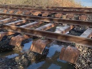 Supporting image for story: Trains cancelled and delayed after landslip adds to rail users' woes