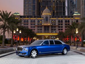 Supporting image for story: Five unregistered Bentley Mulsanne Grand Limousines are going back up for sale