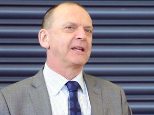 Supporting image for story: University chief hits out at Cameron's remarks