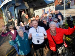 Supporting image for story: Free daytrip helps lift spirits of holidaymakers left stranded by no-show £99 tour