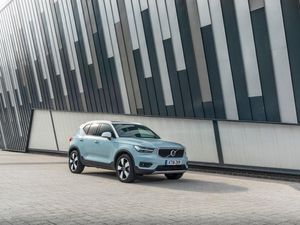 Supporting image for story: UK Drive: Is the Volvo XC40 the ultimate fashion-conscious family crossover?