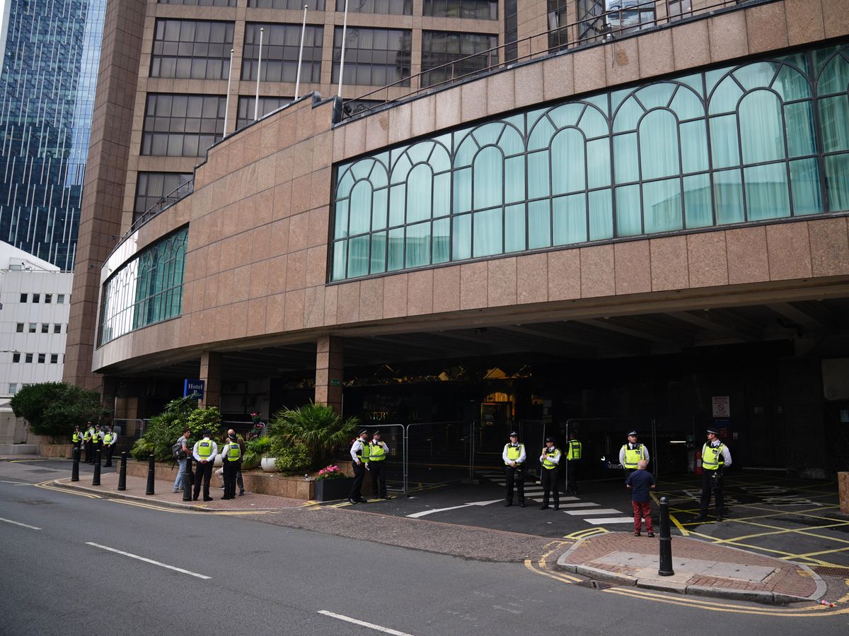 Fact check: Claims around Britannia hotel in Canary Wharf