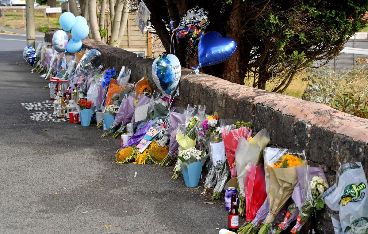 Watch: Tributes for three victims of car crash in Upper Gornal continue to grow