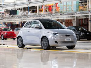 Supporting image for story: New Fiat 500 hybrid is in the works for production alongside electric version