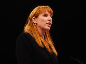 Supporting image for story: Election campaign day six: No police action over Rayner’s council house sale