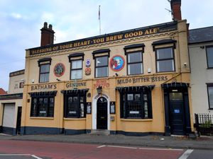 Supporting image for story: Historic pubs, popular locals and unique buildings among pubs from across West Midlands named on list of top English pubs