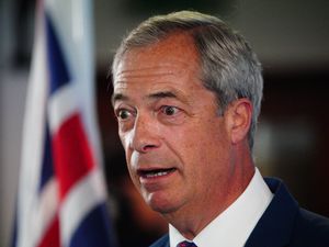 Supporting image for story: Farage endorsing DUP candidates Ian Paisley and Sammy Wilson ‘on personal basis’