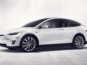 Supporting image for story: First Drive: Tesla Model X
