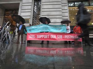 Supporting image for story: Government urges Fujitsu to pay compensation to victims of Post Office scandal