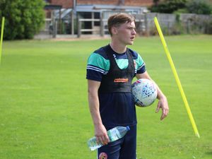 Supporting image for story: Danny Guthrie likes what he sees in Walsall's Alfie Bates