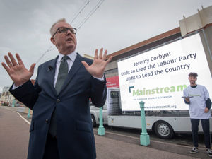 Supporting image for story: Ian Austin: I'm fighting to return Labour to mainstream