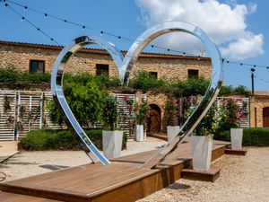 Supporting image for story: Love Island contestants coupled up by relationship rankings