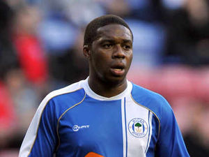 Supporting image for story: Blues go back for Charles N'Zogbia