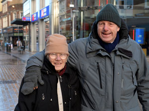 Supporting image for story: Wolverhampton shoppers back the nurses but worry about future of NHS