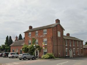 Supporting image for story: Firefighters called to south Shropshire hotel after deep fat fryer fire