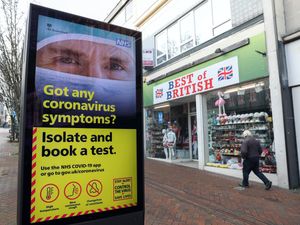 Supporting image for story: Where in England are Covid-19 case rates still rising?