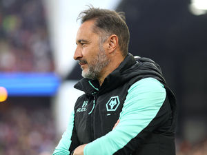 Supporting image for story: Vitor Pereira sends message over Wolves recruitment plans