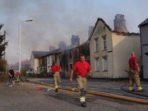 Supporting image for story: Another heatwave? Met Office on alert for rising temperatures