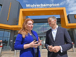 Supporting image for story: Hold your council to account over potholes, says Transport Secretary