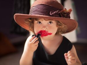 Supporting image for story: Here are the embarrassing childhood things that people thought were really cool