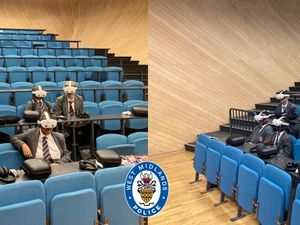 Supporting image for story: Wolverhampton officers deliver VR sessions to nearly 100 students to tackle knife crime