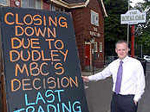 Supporting image for story: Landlord calls time on pub