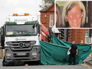 Supporting image for story: Cyclist killed trying to beat lorry across junction