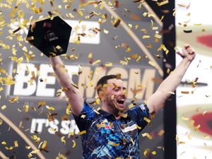 Supporting image for story: Luke Humphries thanks Phil Taylor for ‘extra boost’ after winning Premier League