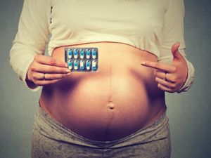 Supporting image for story: Watch: Norwegian TV host throws up on guest live on air