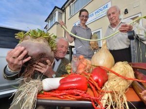 Supporting image for story: Mick's big crop to be put to good use by care home