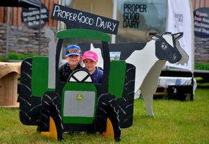 Minsterley Show near Shrewsbury.   Arthur 5 and Winnie 4 Davies..