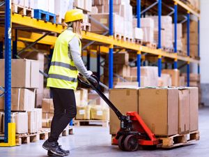 Supporting image for story: Training partnership to boost jobs in logistics industry