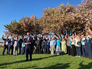 Nigel Farage with new Reform UK Staffordshire councillors. Free for all LDRS partners to use.