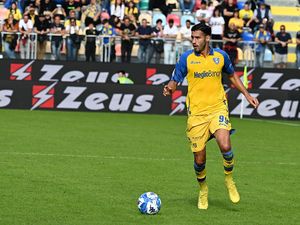 Supporting image for story: Juventus left-back closing in on West Brom move