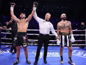 Supporting image for story: Wolverhampton fighter back in the win column with decision victory