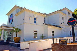 Supporting image for story: Akbar's, Edgbaston