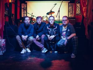 Supporting image for story: Stourbridge band Ameoba Teen in US deal