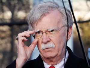 Supporting image for story: Britain will be at ‘top of queue’ for trade deal after Brexit, Trump aide says