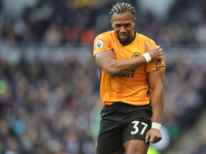 Supporting image for story: Wolves hoping to avoid Adama Traore shoulder surgery 