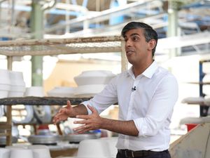 Supporting image for story: Sunak challenged by pottery worker over rise in use of food banks