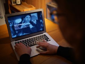 Supporting image for story: Harry & Meghan: Key points and revelations from Netflix show