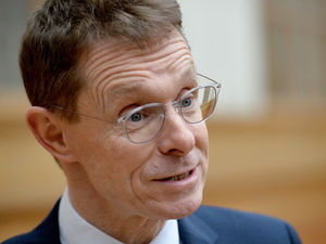 Supporting image for story: Support needed for self-employed, says Mayor